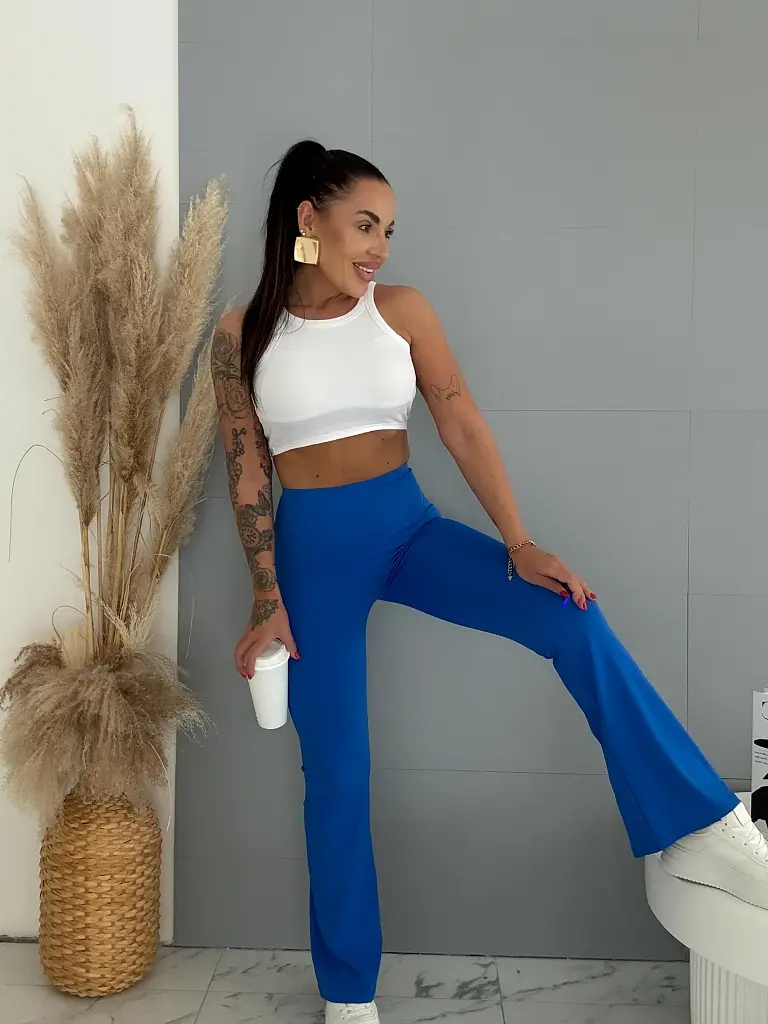 Magas derekú, trapéz szárú leggings SURI