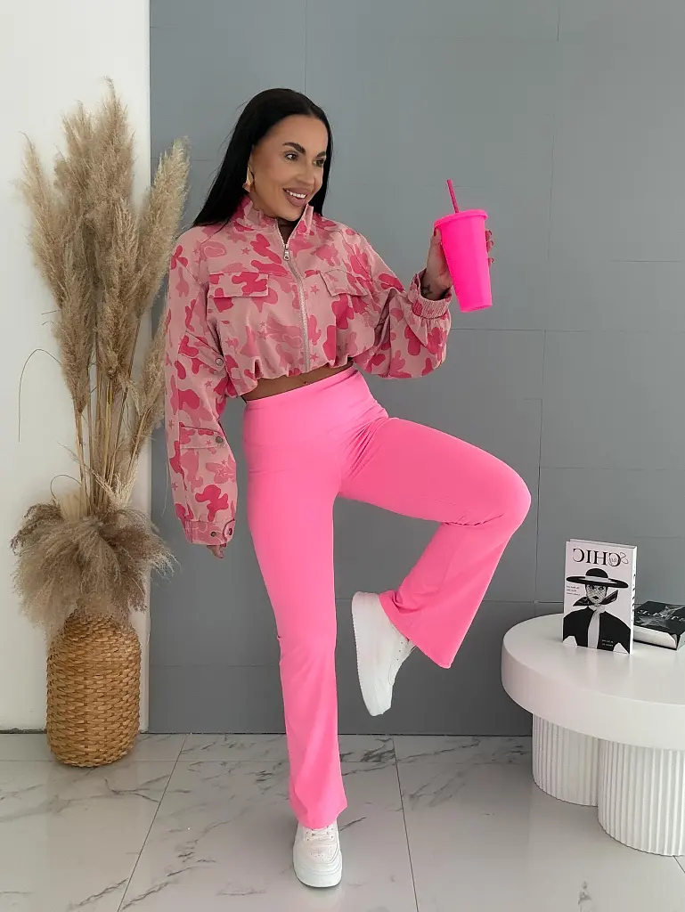 Magas derekú, trapéz szárú leggings SURI