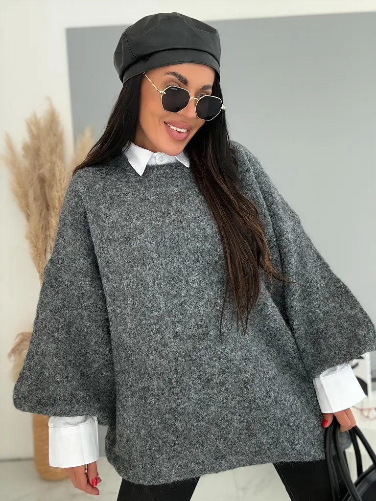Puha, oversized gyapjúpulóver buggyos ujjakkal AMIRA