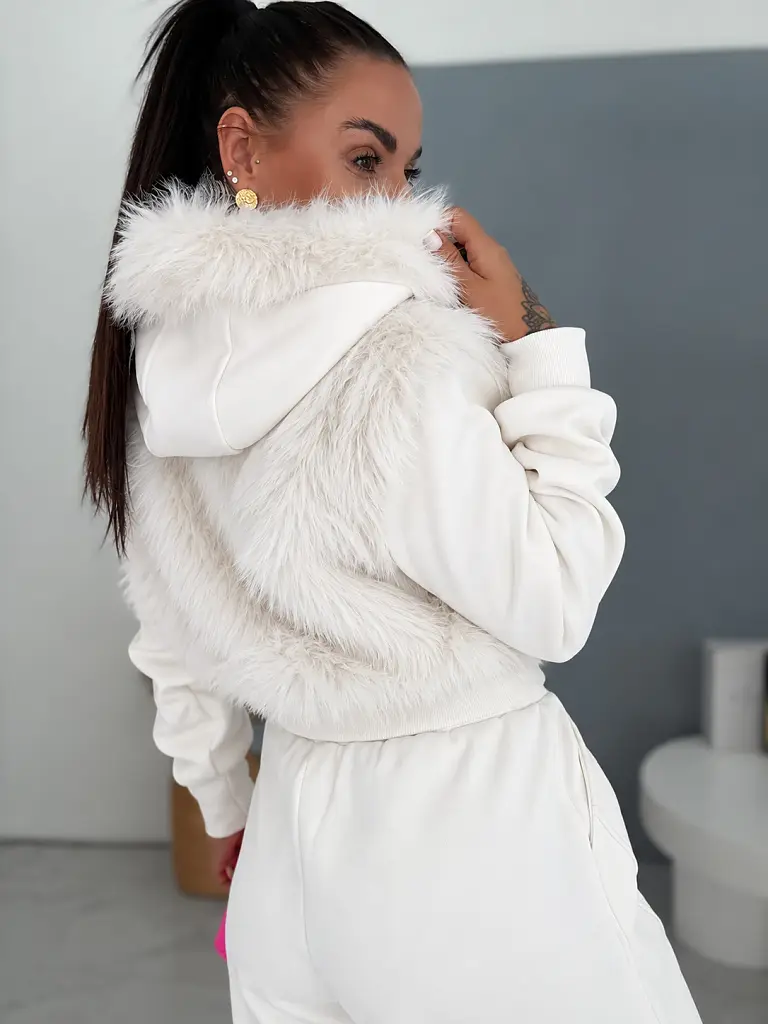 Prémium baggy melegítőszett szőrmével WHITE LUXURY - next