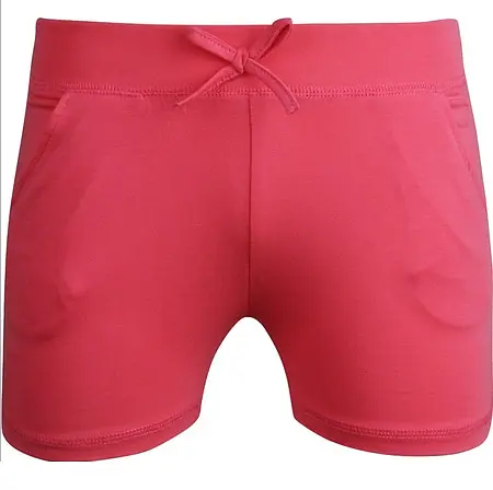 Kislány rövidnadrág