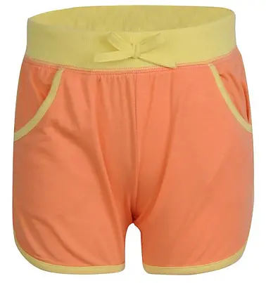 Kislány rövidnadrág